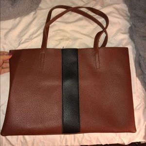 FabFitFun Vince Camuto Purse